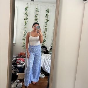 Sold ! floral flowy pants